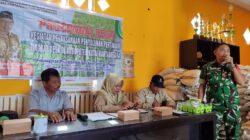 Babinsa Loa Duri Ilir Hadiri  Penyuluhan Pertanian Oleh PPL Kepada Poktan