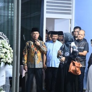 Panglima TNI Melayat Almarhum Marsma TNI Fajar Adriyanto, Kenang Sosok Bersahaja dan Penuh Senyum