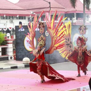 Dandim 0808 Dan Forkopimda Hadiri Pesona Budaya Dalam 4th BEN Carnival Di Kota Blitar