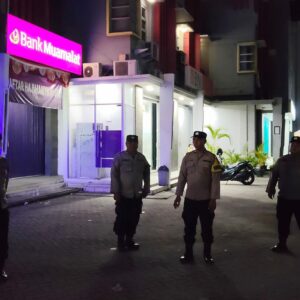 Polsek Cikupa Gelar Ops Cipkon, Antisipasi 3C dan Geng Motor di Malam Hari (1) Polsek Cikupa Gelar Ops Cipkon, Antisipasi 3C dan Geng Motor di Malam Hari (1)
