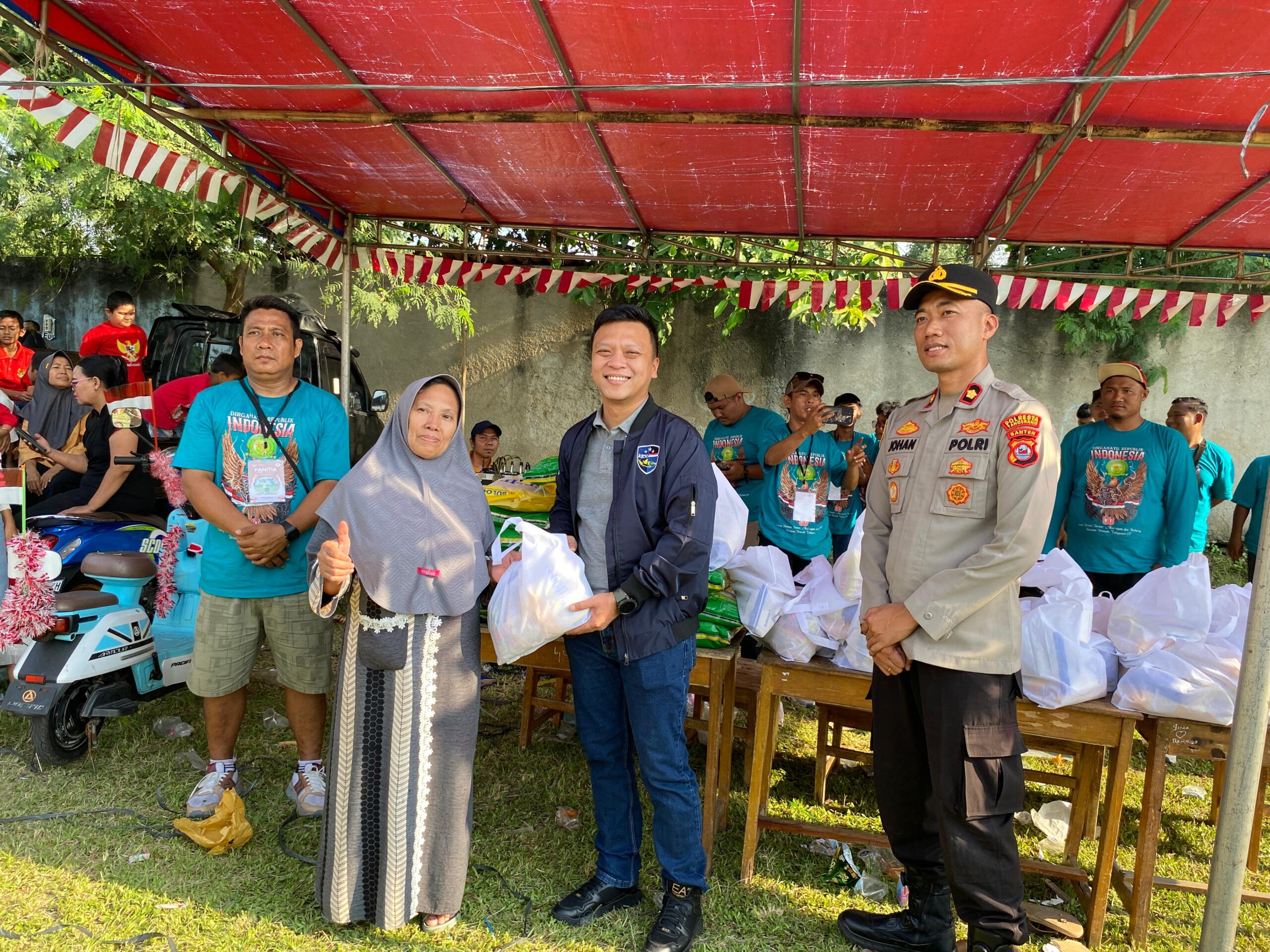 Kasat Reskrim Kompol Arief Nazaruddin Yusuf Hadiri Pembagian Bansos di Cikupa