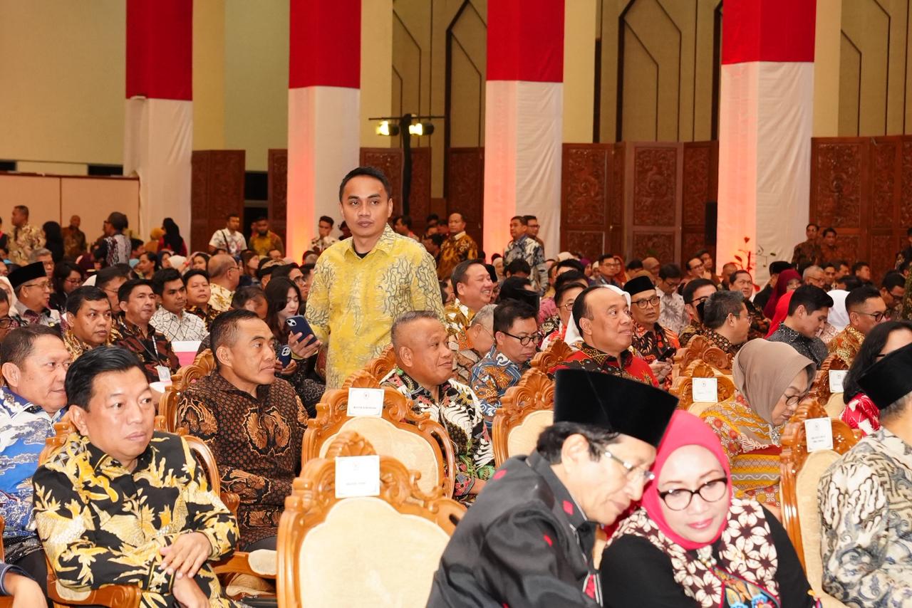 Irjen TNI Hadiri Peringatan Hari Konstitusi dan HUT Ke-80 MPR RI