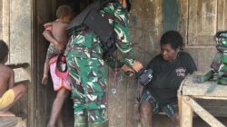 Pelayanan Kesehatan Gratis Untuk Masyarakat Di Perbatasan Dari Satgas Pamtas RI-PNG Yonif 410/Alugoro