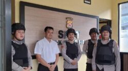 Personel KSKP Merak Laksanakan Sispam Mako, Pastikan Keamanan Lingkungan Polsek