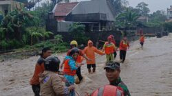 TNI Bergerak Cepat Evakuasi Korban Banjir di Denpasar, Kodam IX/Udayana Kerahkan Ratusan Prajurit