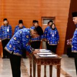 Lantik 1.256 PPPK dan 47 Pejabat Fungsional, Sekjen Kemendagri Tegaskan Budaya Tanggung Jawab dalam Bekerja