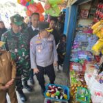 TNI Membantu Pemerintah Daerah, Dalam Pemantauan Harga Bahan Pokok di Wilayah Kabupaten Puncak Jaya