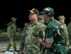 Panglima TNI Tinjau Latihan Terjun Malam di Bangka, Tingkatkan Kesiapsiagaan dan Pengamanan Wilayah