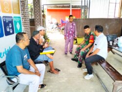 Perkuat Sinergi, Babinsa Jongkang Lakukan Kegiatan Komsos di Wilayah Binaan