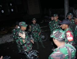 Koramil 0821-14/Pronojiwo Intensifkan Patroli Malam di Zona Merah Gunung Semeru untuk Lindungi Warga