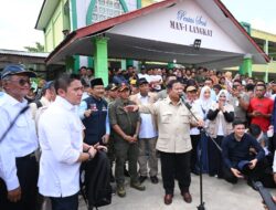 Panglima TNI Dampingi Presiden Prabowo Subianto Tinjau Lokasi Pengungsian Langkat