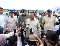 Panglima TNI Dampingi Presiden RI Pastikan Penanganan dan Pemulihan Bencana Terkendali