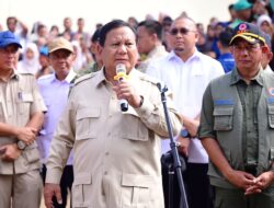 Panglima TNI Dampingi Presiden RI Tinjau Pengungsi, Huntara, dan Infrastruktur di Sumbar