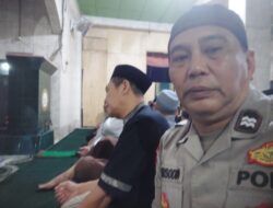 Subuh Keliling di Desa Sukadamai, Bhabinkamtibmas Ajak Warga Jaga Kamtibmas