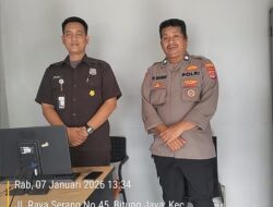Bhabinkamtibmas Bitung Jaya Sambangi Warga, Perkuat Komunikasi dan Harkamtibmas