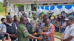 Kapolres Maybrat Hadiri Kegiatan Penanaman Pohon dalam Rangka HUT ke-70 Paroki Santo Yosep Ayawasi