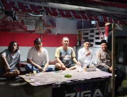 Bhabinkamtibmas Desa Bojong Sambang Pos Kamling, Sosialisasikan Layanan 110