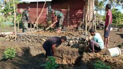 Personel Satgas TMMD Ke-127 Kodim 1514/Morotai Lanjutkan Pembangunan MCK di Desa Dehegila