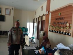 Bhabinkamtibmas Polsek Cikupa Kunjungi Kantor Desa Budimulya, Sampaikan Pesan Kamtibmas