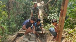 TNI AD Rampungkan Rehab Jembatan Gantung Halimbe, Akses Warga Labura Kembali Lancar