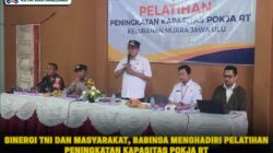 Sinergi TNI dan Masyarakat, Babinsa Menghadiri Pelatihan Peningkatan Kapasitas Pokja RT