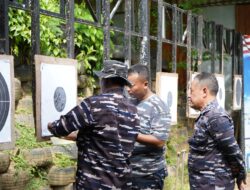 Tingkatkan Profesionalisme, Para Komandan Satuan Kodaeral XIV Laksanakan Latihan Menembak