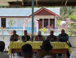 Melalui TMMD ke-127 Kodim 1804/Kaimana Gencarkan Penyuluhan Pendidikan dan Bahaya Miras di Kampung Nusaulan