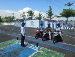 Tanpa Tilang, Polantas Tuban Edukasi Warga Soal Aturan Lalu Lintas