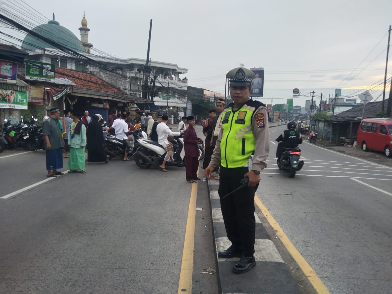 Polsek Cikupa Laksanakan Pengamanan Sholat Idul Fitri 1447 H di Sejumlah Masjid 1 IMG 20260321 WA0033