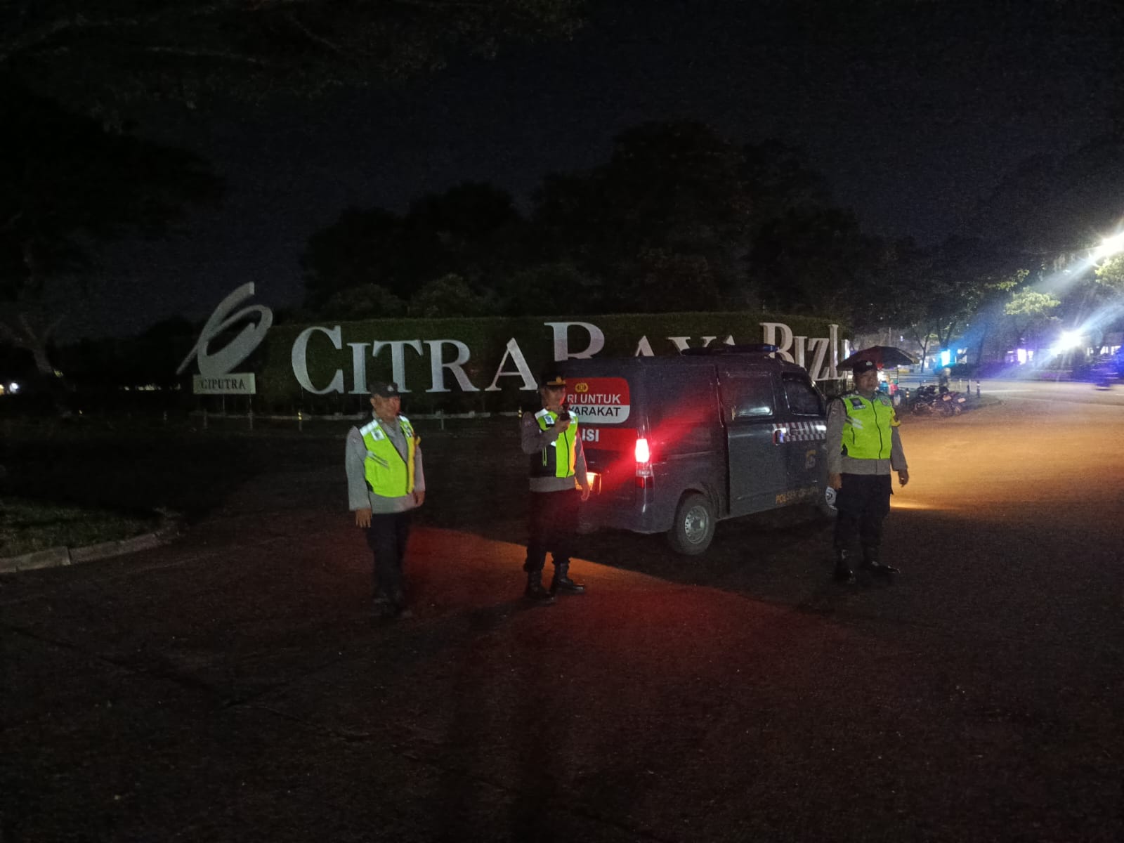 Kanit Binmas Polsek Cikupa Pimpin Ops Cipkon KRYD Patroli Mobile di Wilayah Cikupa 1 IMG 20260326 WA0013