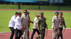 Panglima TNI Dampingi Presiden RI Berikan Pengarahan kepada Ketua DPRD Seluruh Indonesia