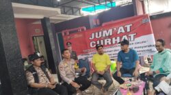 Bhabinkamtibmas Sukamulya Gelar Jumat Curhat, Serap Aspirasi Warga RW 06