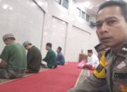 Aiptu Tri Iskandar Sambangi Warga Bitung Jaya, Pererat Komunikasi dan Kamtibmas