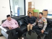 Aiptu Tri Iskandar Sambang Warga Bitung Jaya, Perkuat Komunikasi Kamtibmas
