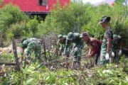 Optimalisasi Akses Jalan, Satgas TMMD 128 Laksanakan Pembabatan Ranting di Bontang Kuala