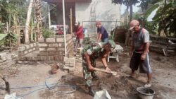 Kerja Bakti Bangun MCK Babinsa Gandean Bersama Warga, Tingkatkan Kesehatan Lingkungan