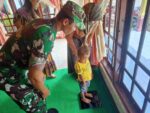Cegah Stunting, Babinsa Tawangrejo Bersama Nakes Cek Kesehatan Balita Di Dusun Bendolowo
