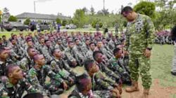 Wapang TNI Dampingi Menhan RI Tinjau Kesiapan Yonif TP 805/KSW di Papua Barat