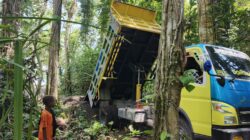 Dorongan Material Kembali Tiba, Satgas TMMD ke-128 Kejar Target Pembangunan Fisik