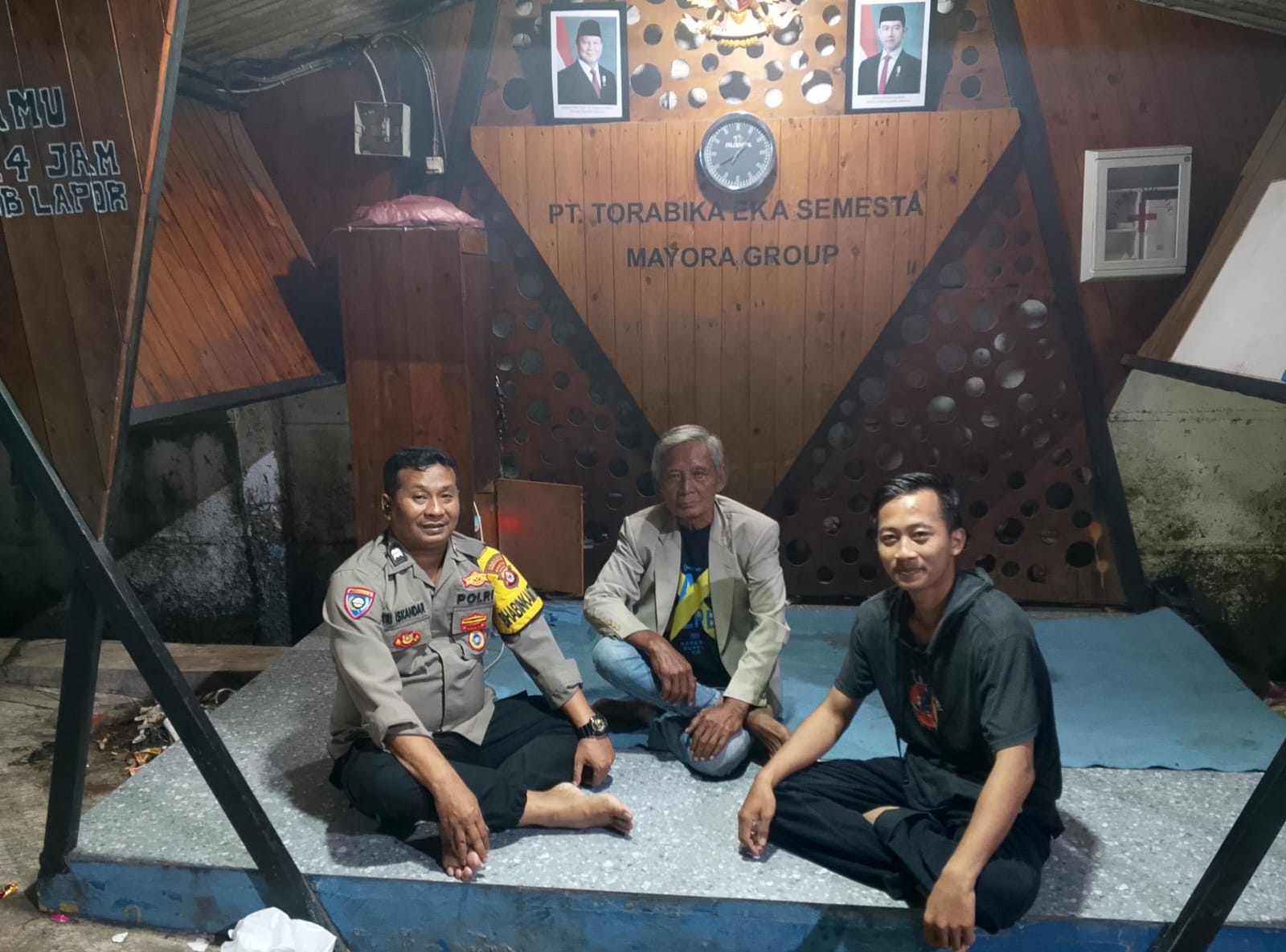 Polsek Cikupa Aktifkan Ronda Siskamling Bersama Warga, Perkuat Keamanan Lingkungan