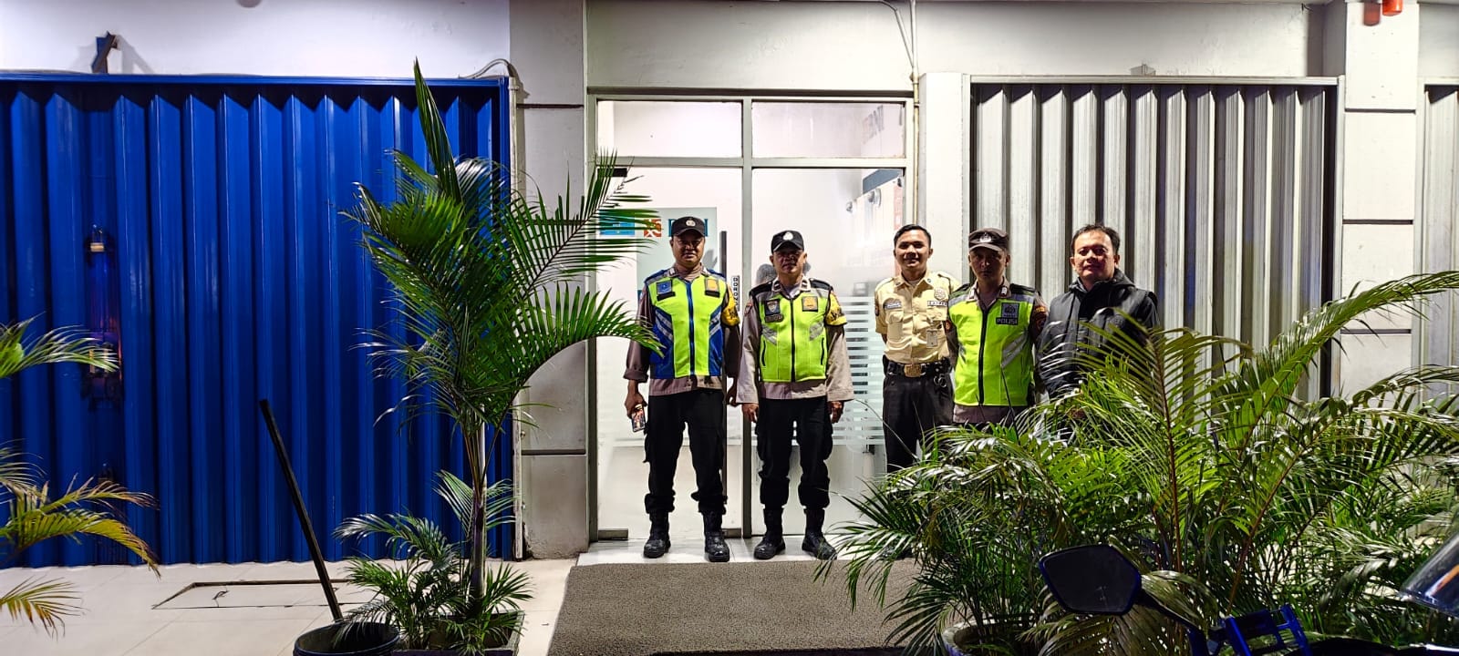 Pawas Polsek Cikupa Pimpin Patroli Ops Cipkon KRYD, Antisipasi Gangguan Kamtibmas di Wilayah ATM 24 Jam