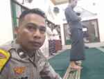 Aipda Dieko Aldillah Laksanakan Subuh Keliling Bersama Jamaah Masjid Hubul Waton