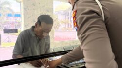 Dari Pasar ke Pinggir Jalan, Polantas Tuban Ramai Ditanya Soal BPKB Dari Pasar ke Pinggir Jalan, Polantas Tuban Ramai Ditanya Soal BPKB