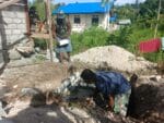 Pembuatan Bak Septictank RTLH TMMD Ke-128 Kodim 1801/Manokwari, Wujudkan Lingkungan Sehat Bagi Warga