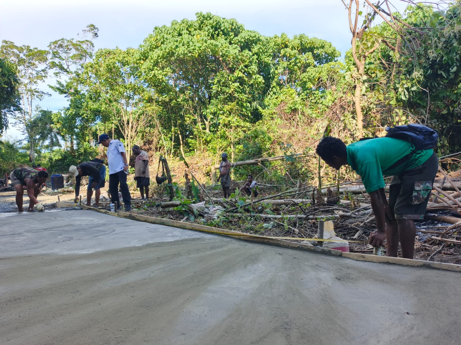 Progres Pengecoran Jalan TMMD Ke-128 Capai 85 Persen