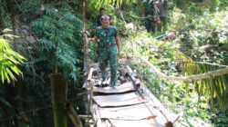 Semangat Satgas Percepat Proses Penyambungan Pipanisasi Demi Penuhi Kebutuhan Air Bersih Warga