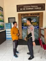Warga Terkejut, Polantas Tuban Turun Langsung Bantu Urus SIM dan STNK