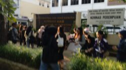 Aksi Refleksi 28 Tahun Reformasi, Massa Perempuan Suarakan Isu HAM dan Kekerasan Negara di Jakarta