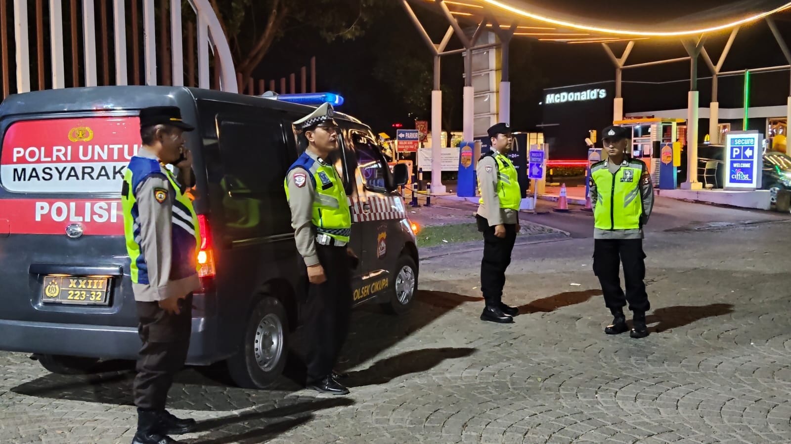 IPTU Amir Murtado Pimpin Patroli KRYD Polsek Cikupa di Titik Keramaian