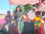 Kedekatan Ibu Pangdam dan Ibu Wakil Bupati Warnai Penutupan TMMD ke-128 di Kampung Tanah Rubuh